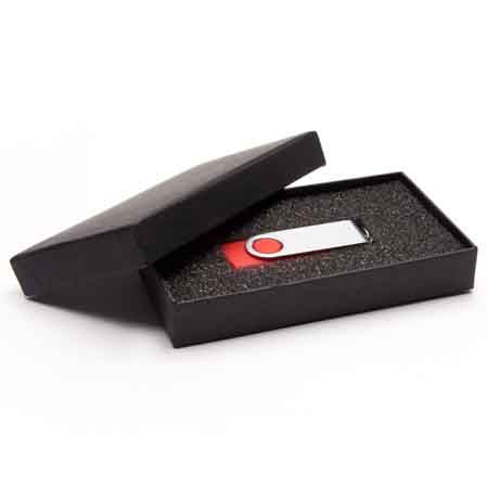 Geschenkkarton breit mit Schaumstoffeinlage für USB-Sticks